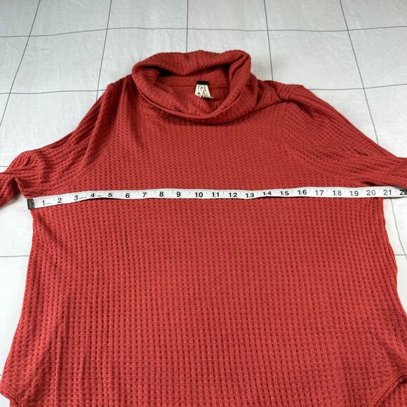 Free People We the Free Top Womens XS Rust Red Kristina Waffleknit Thermal Cowl - Picture 7 of 8